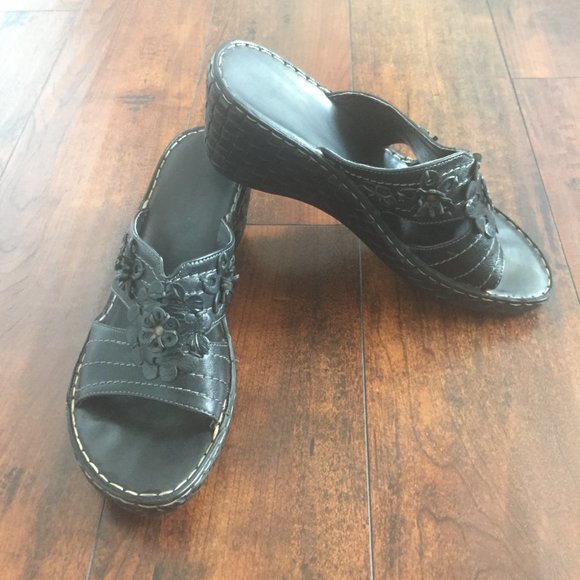 Floral Mule Wedge Sandals - Picture 3 of 7